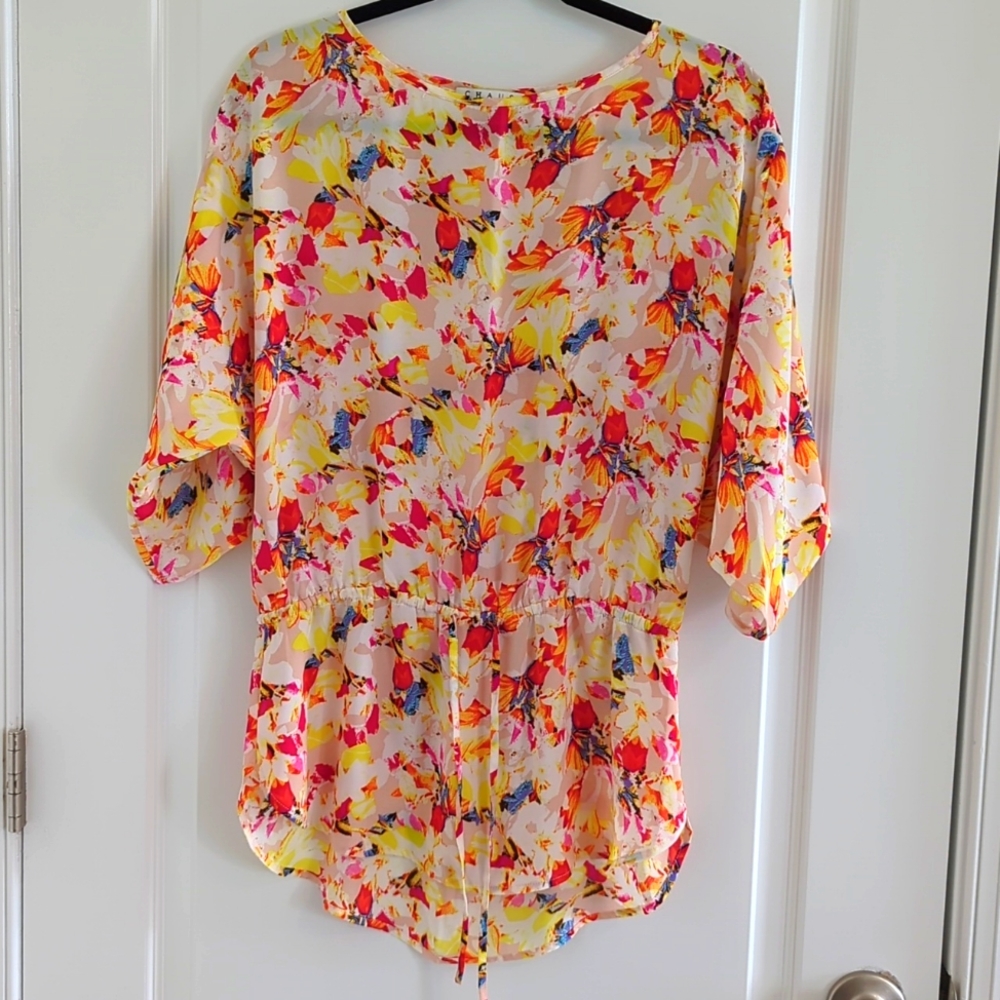 Multi color Chaus top